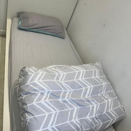 Single Room Canvey Island Buitenkant foto